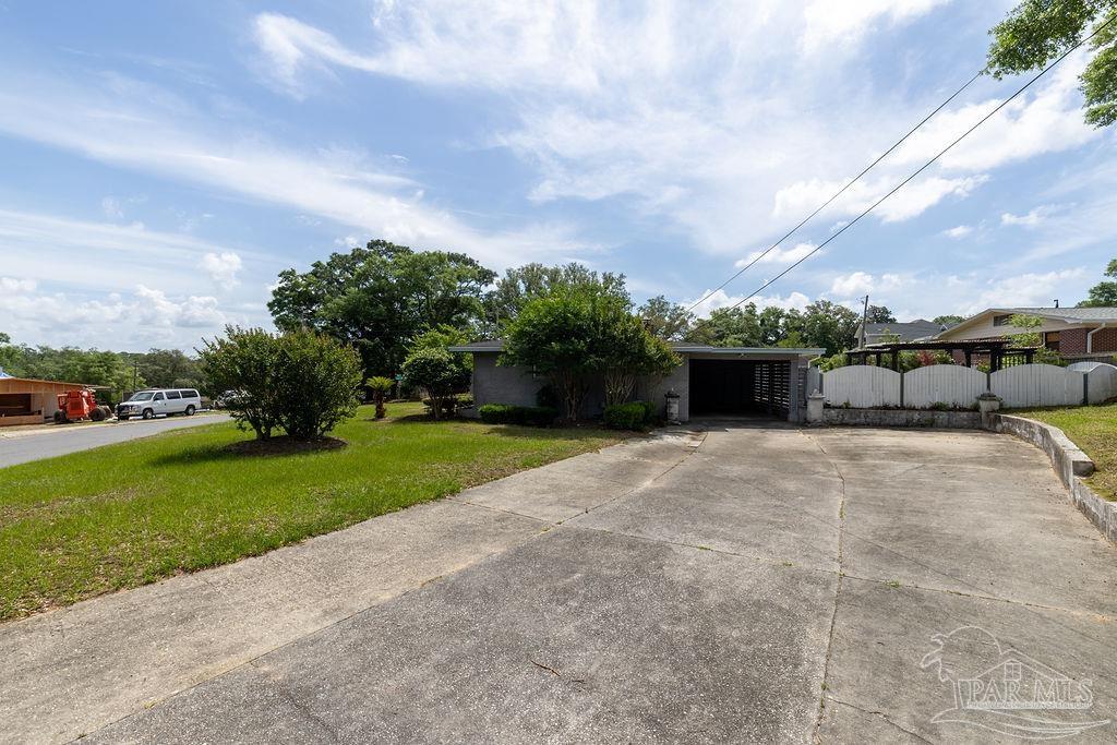 1227 Barcia Dr