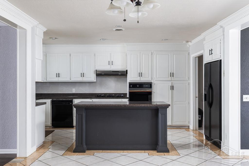 1227 Barcia Dr