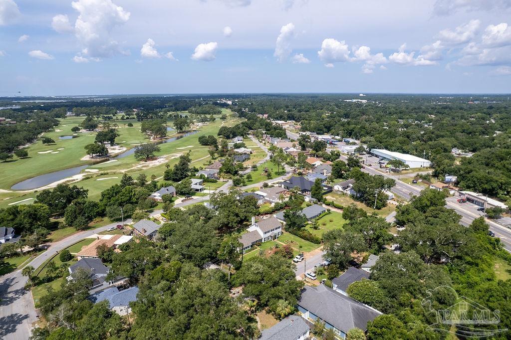 111 Country Club Rd