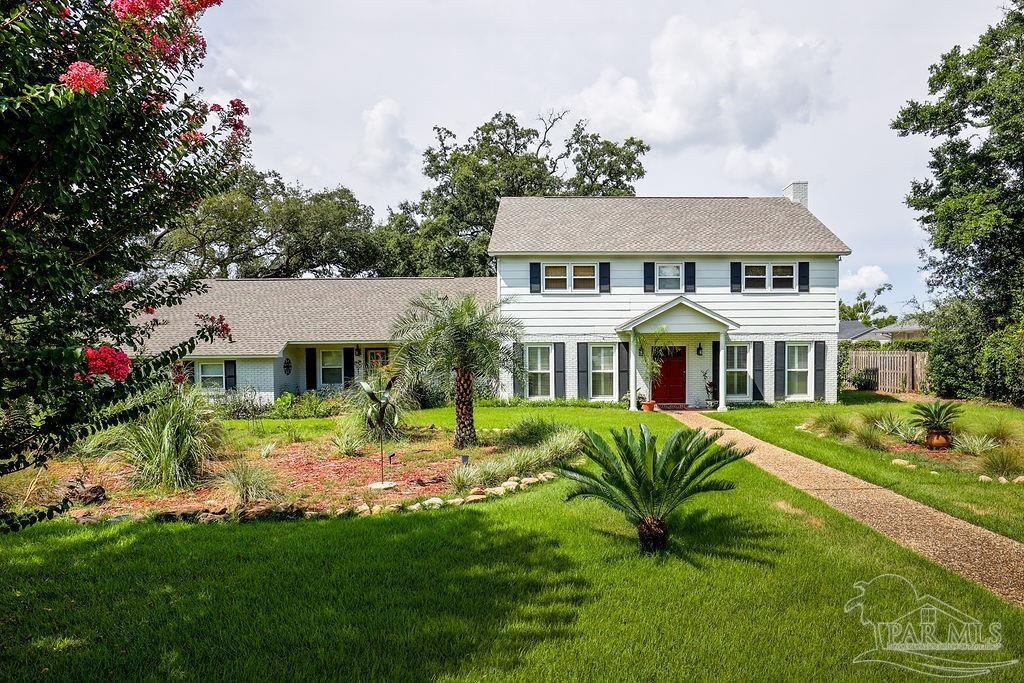 111 Country Club Rd