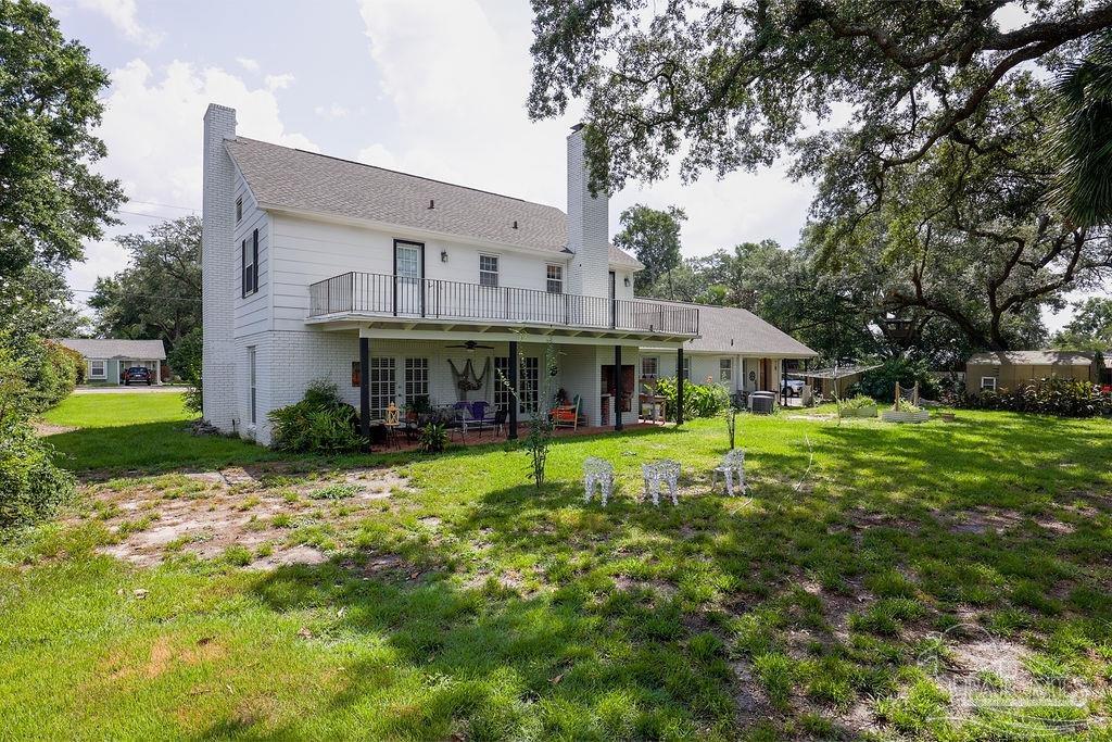 111 Country Club Rd