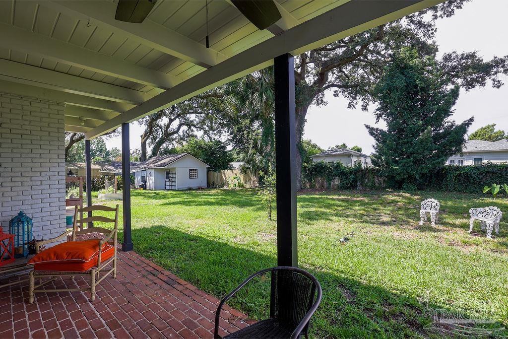 111 Country Club Rd