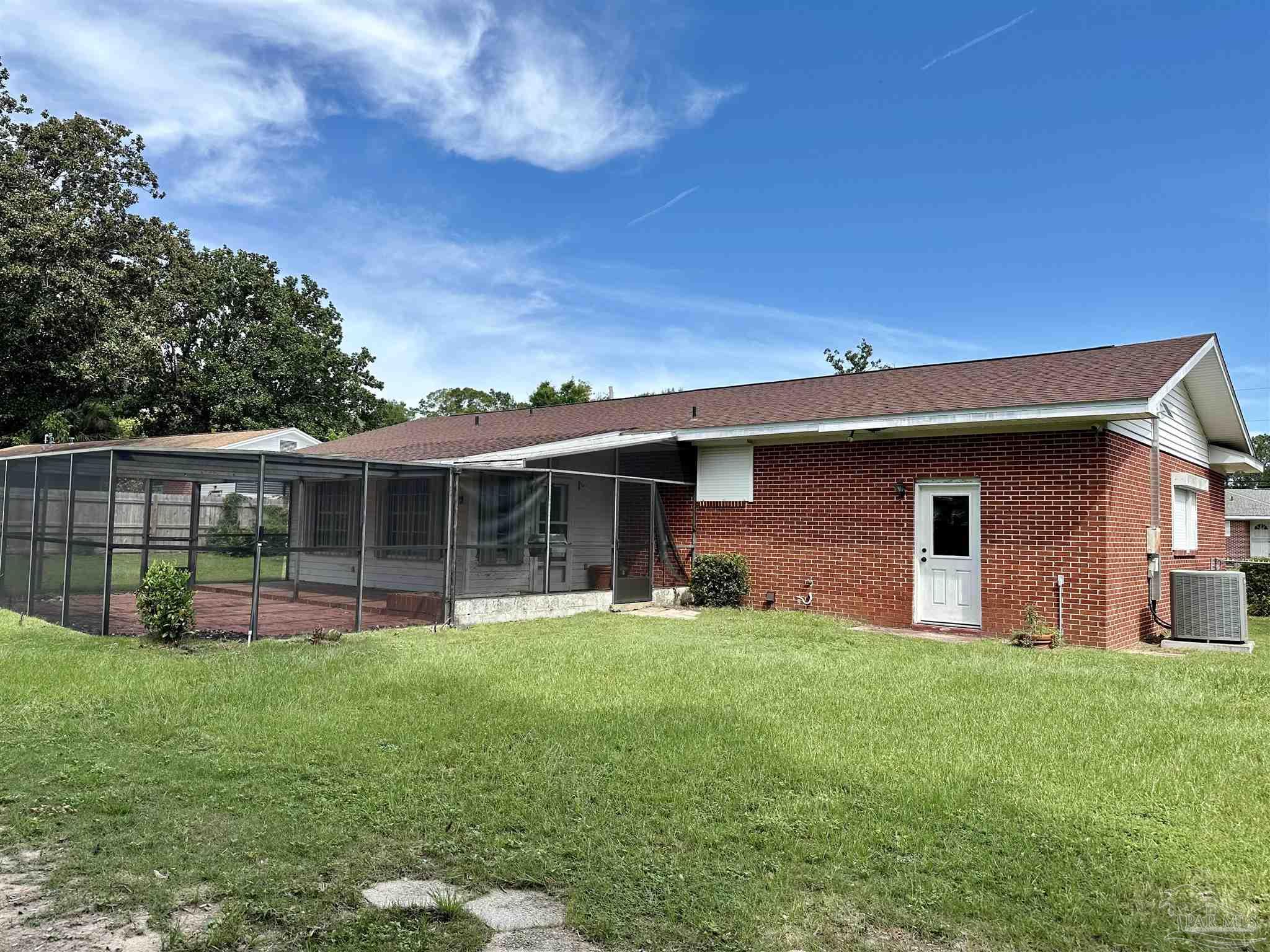 1883 Copley Dr