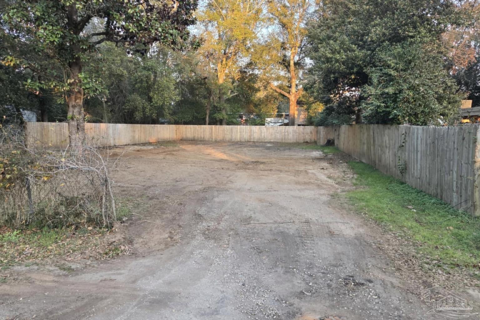 6410 Skyline Dr