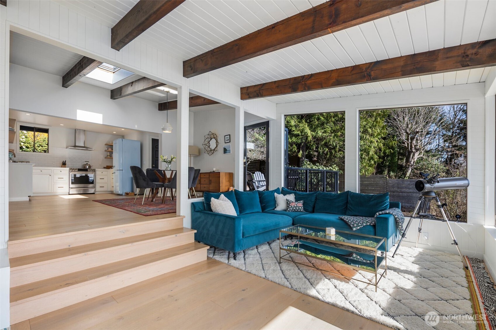 28605 Manzanita Beach Road SW
