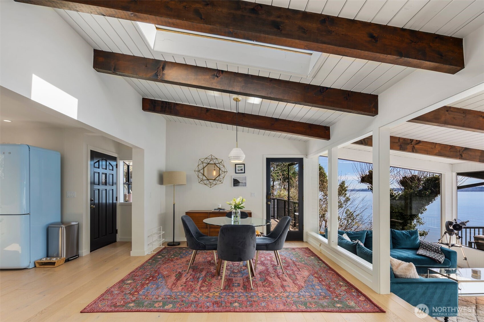 28605 Manzanita Beach Road SW