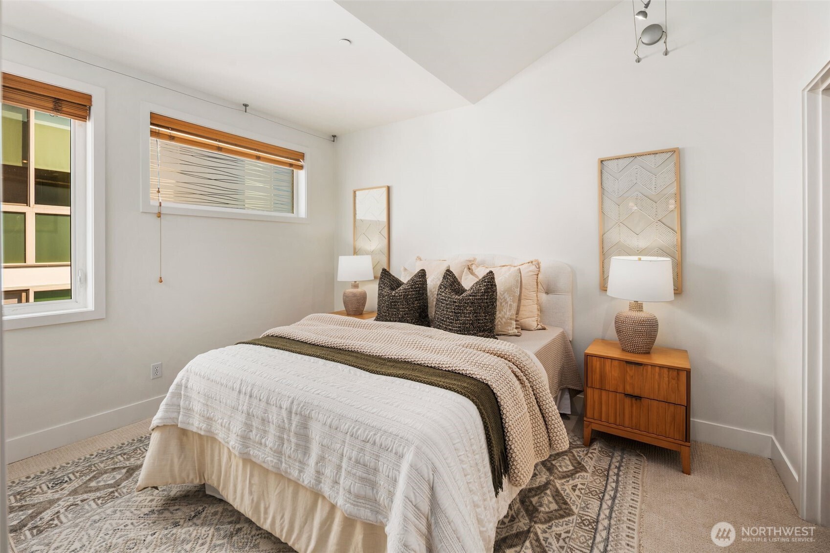 3629 Dayton Avenue N Unit: C