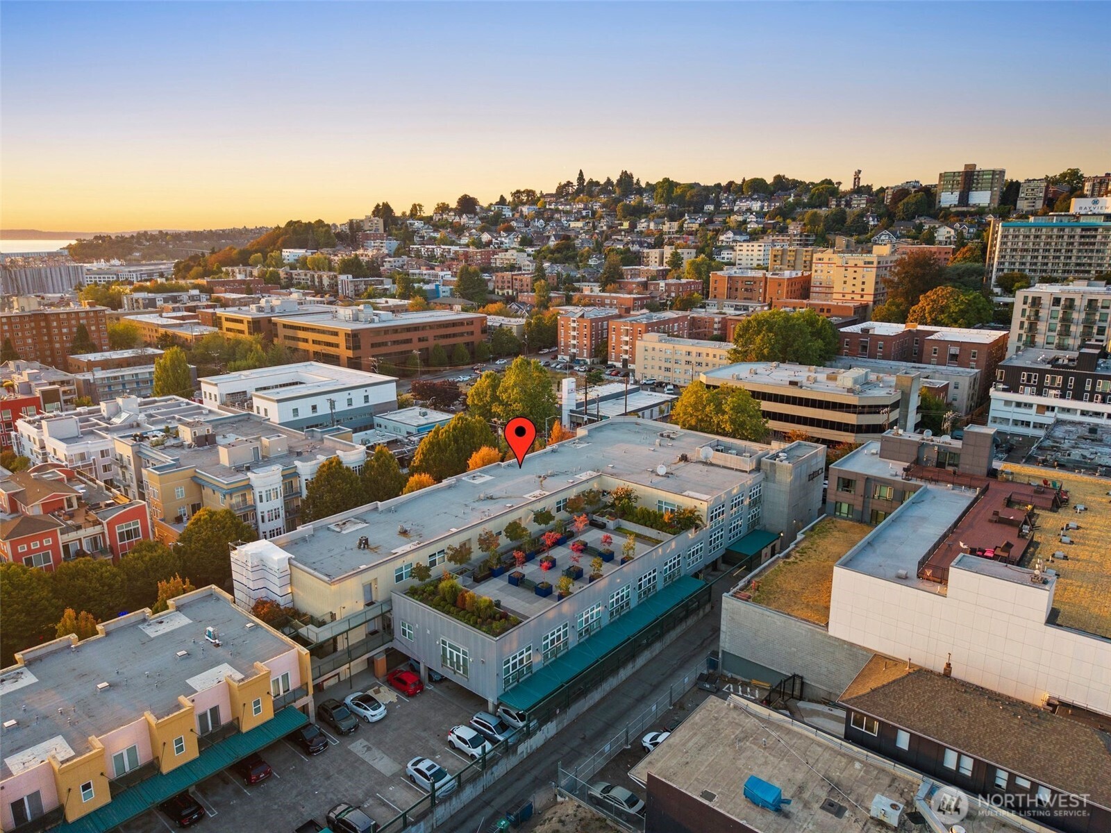 17 W Mercer St Unit: 307