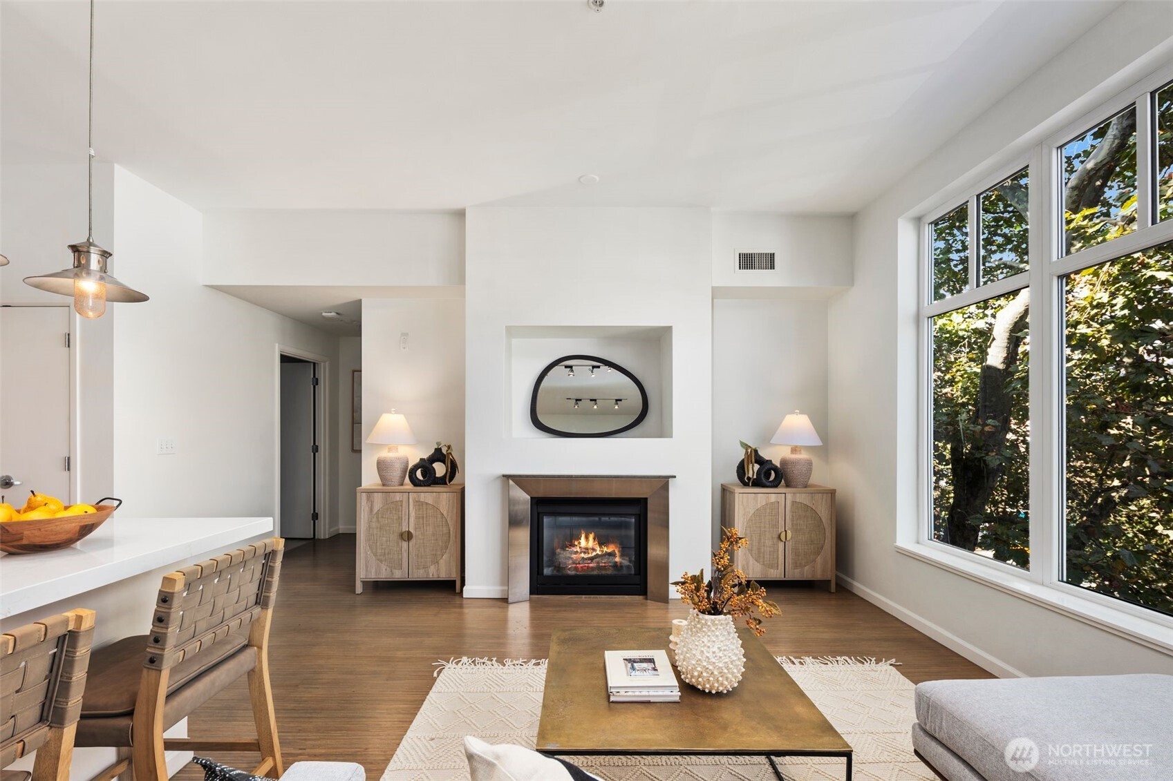 17 W Mercer St Unit: 307