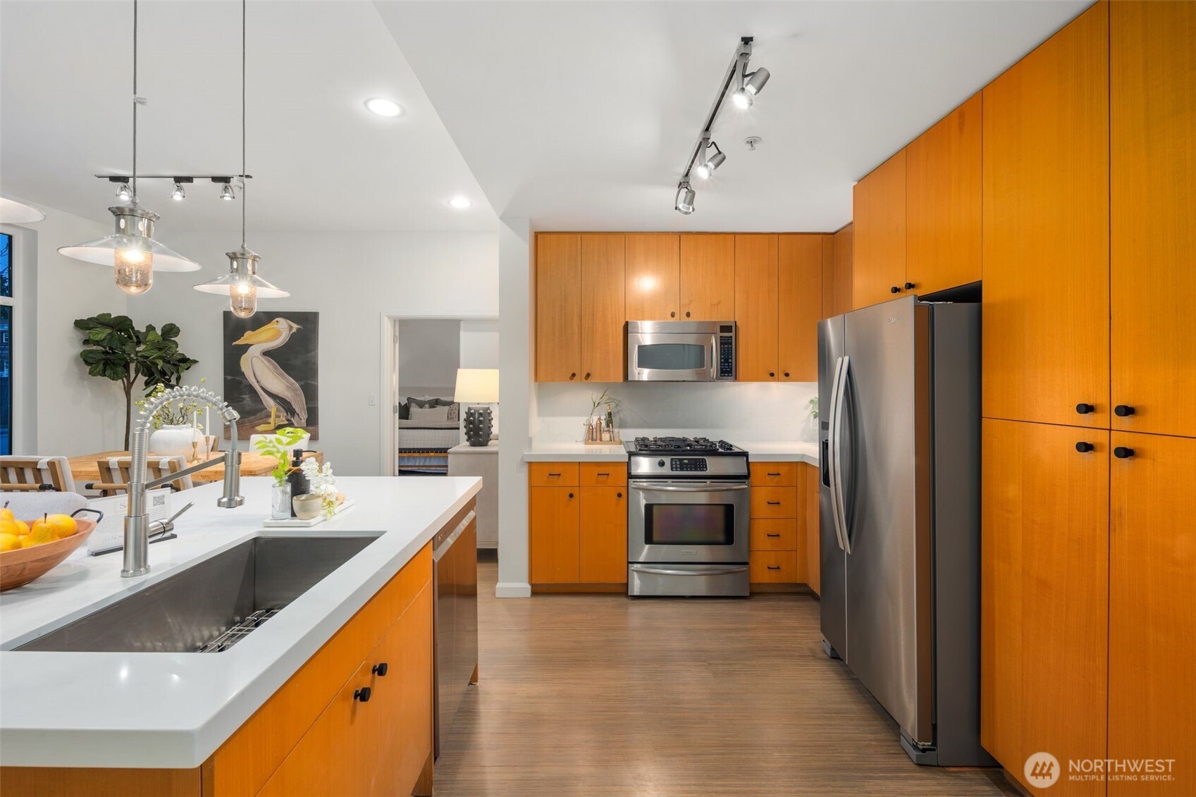 17 W Mercer St Unit: 307