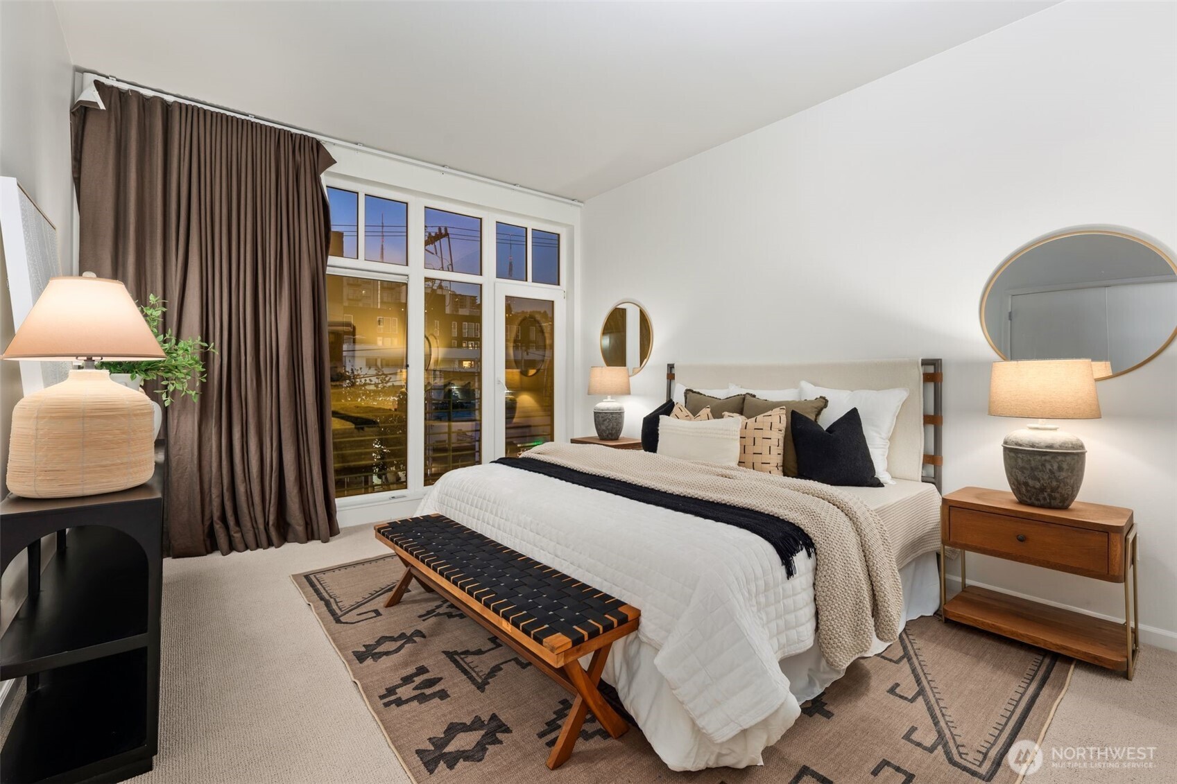 17 W Mercer St Unit: 307