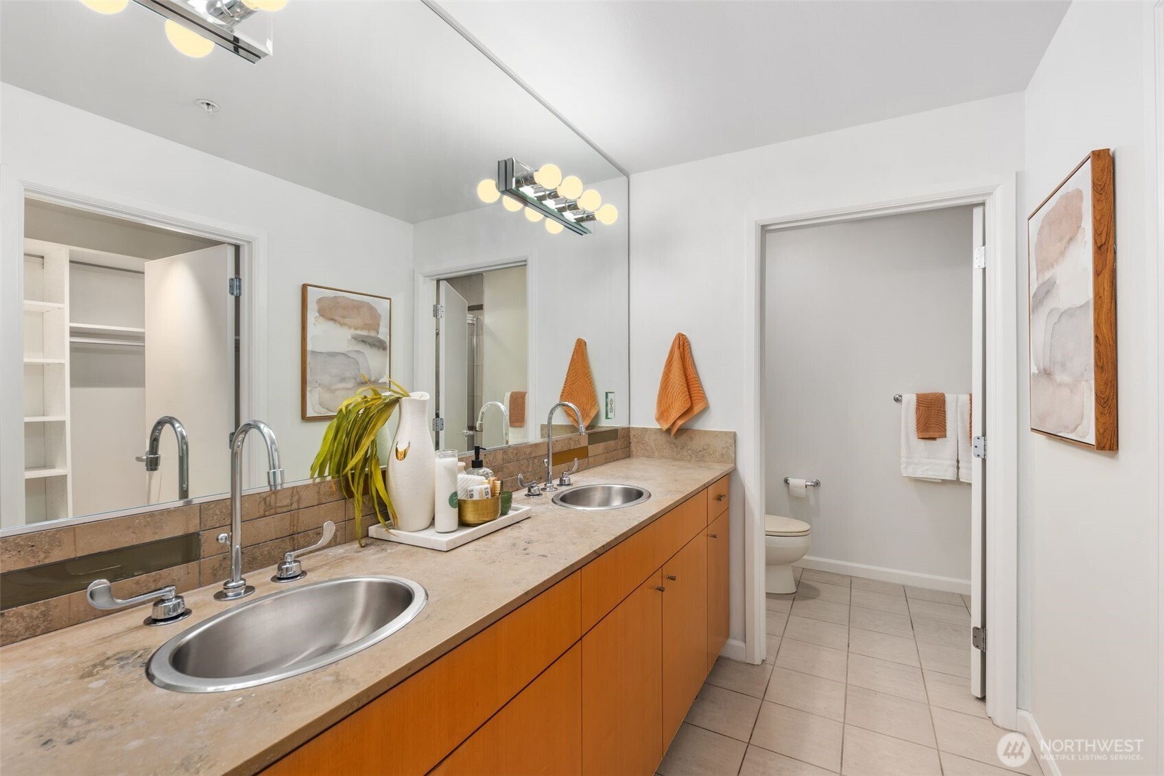 17 W Mercer St Unit: 307