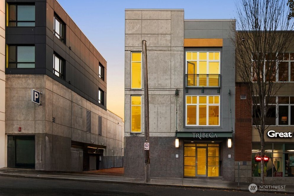 17 W Mercer St Unit: 307