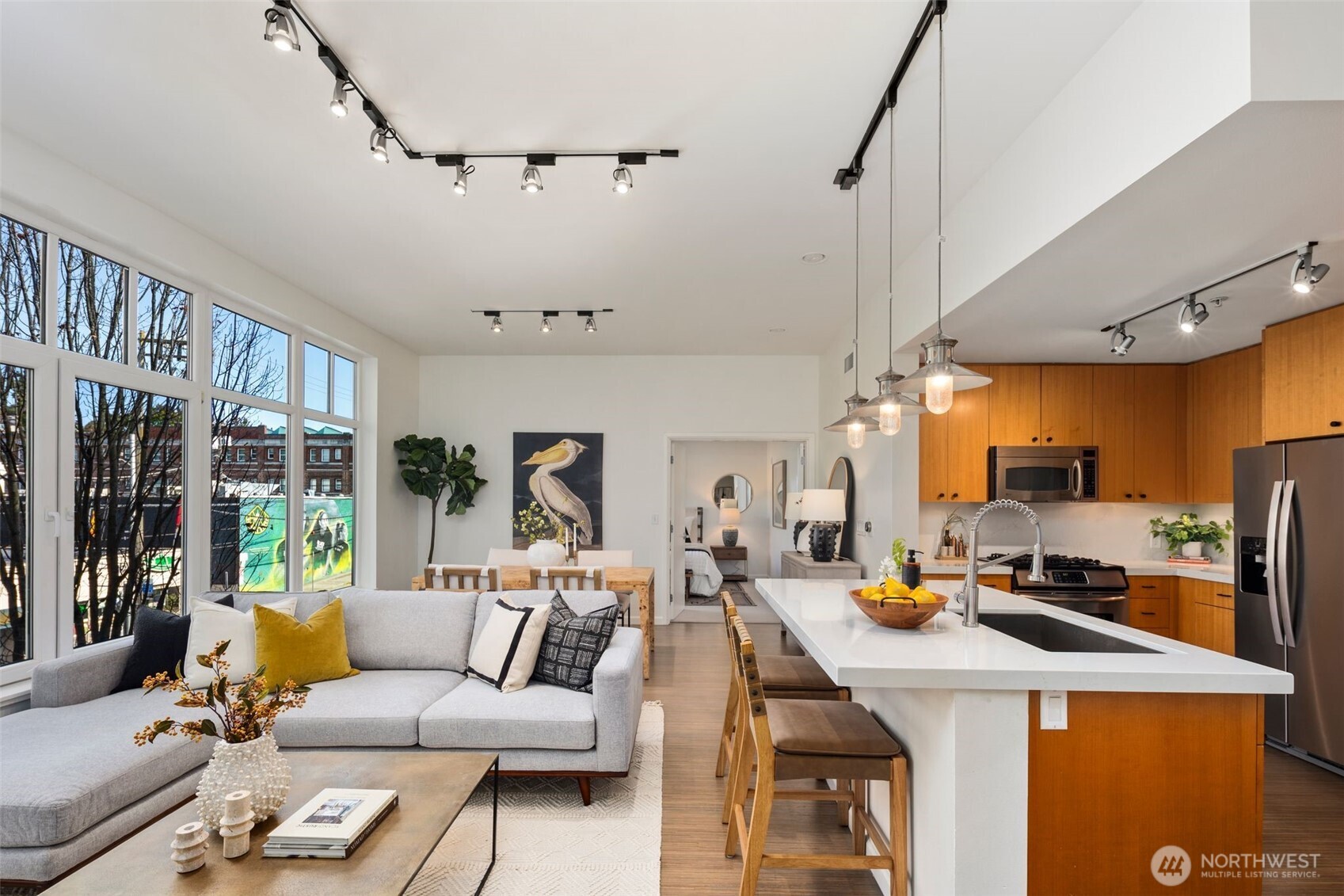 17 W Mercer St Unit: 307