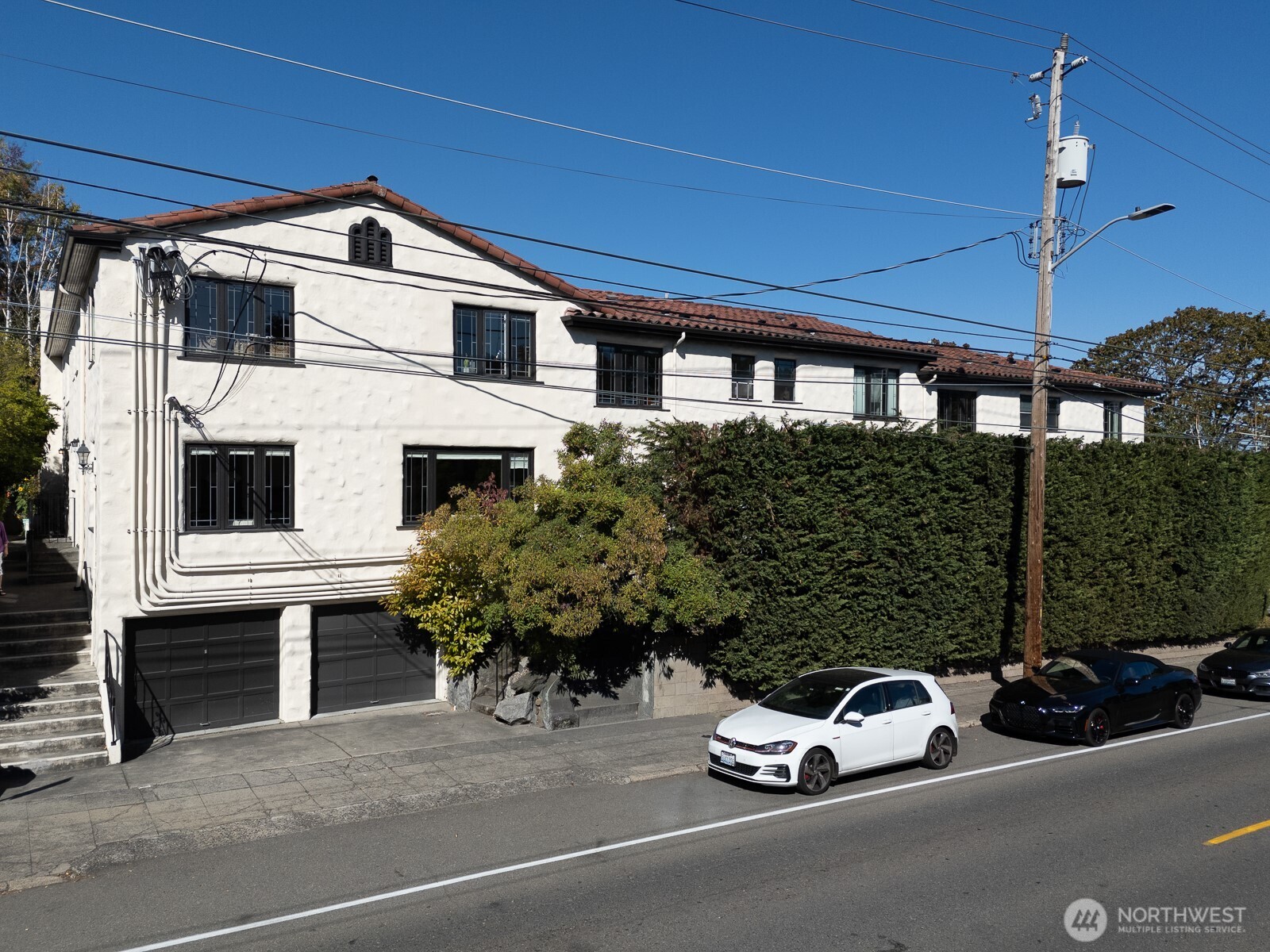 2205 Bigelow Avenue N Unit: 5