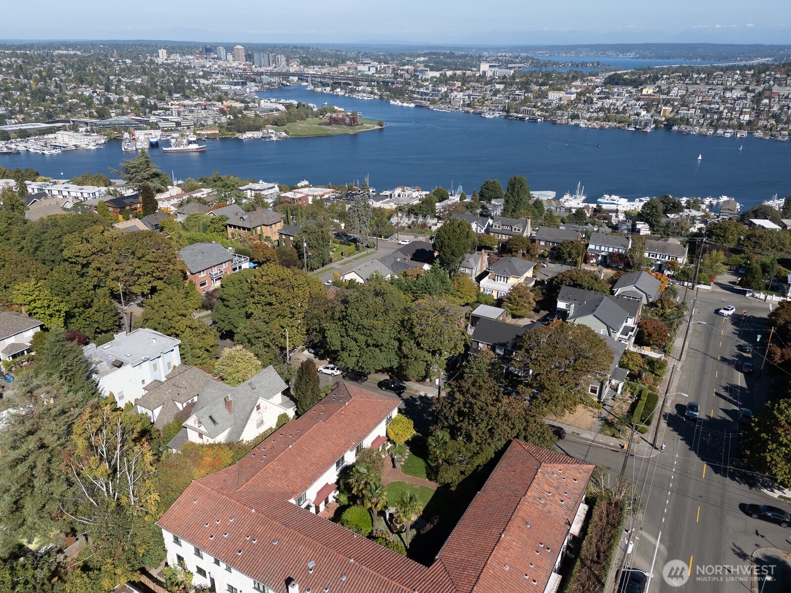 2205 Bigelow Avenue N Unit: 5