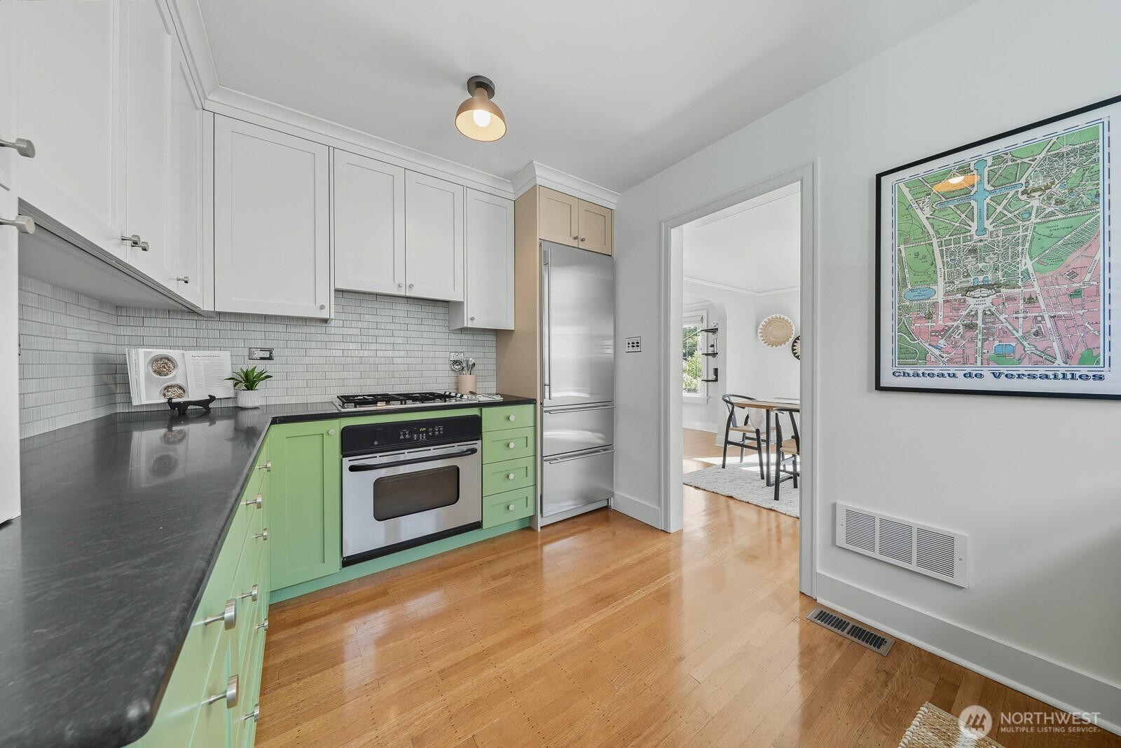 2205 Bigelow Avenue N Unit: 5