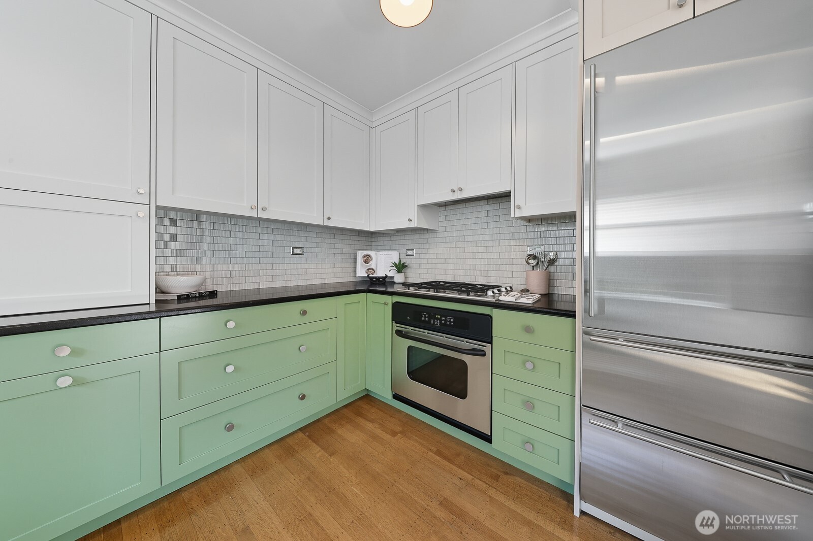 2205 Bigelow Avenue N Unit: 5