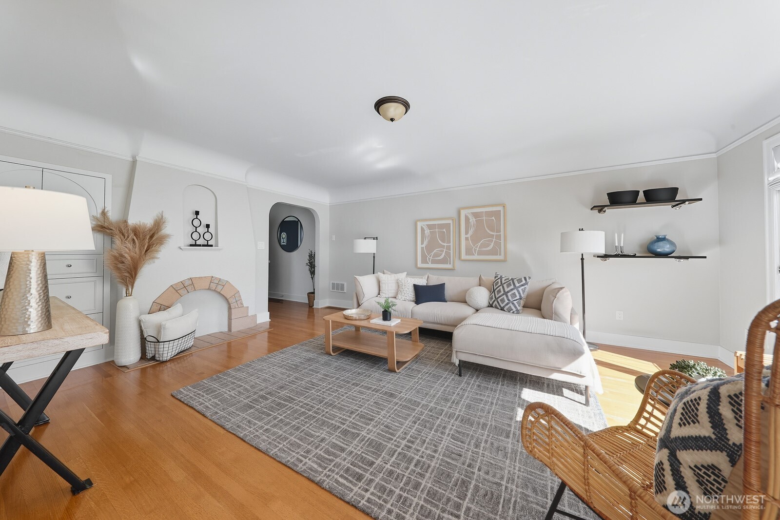 2205 Bigelow Avenue N Unit: 5