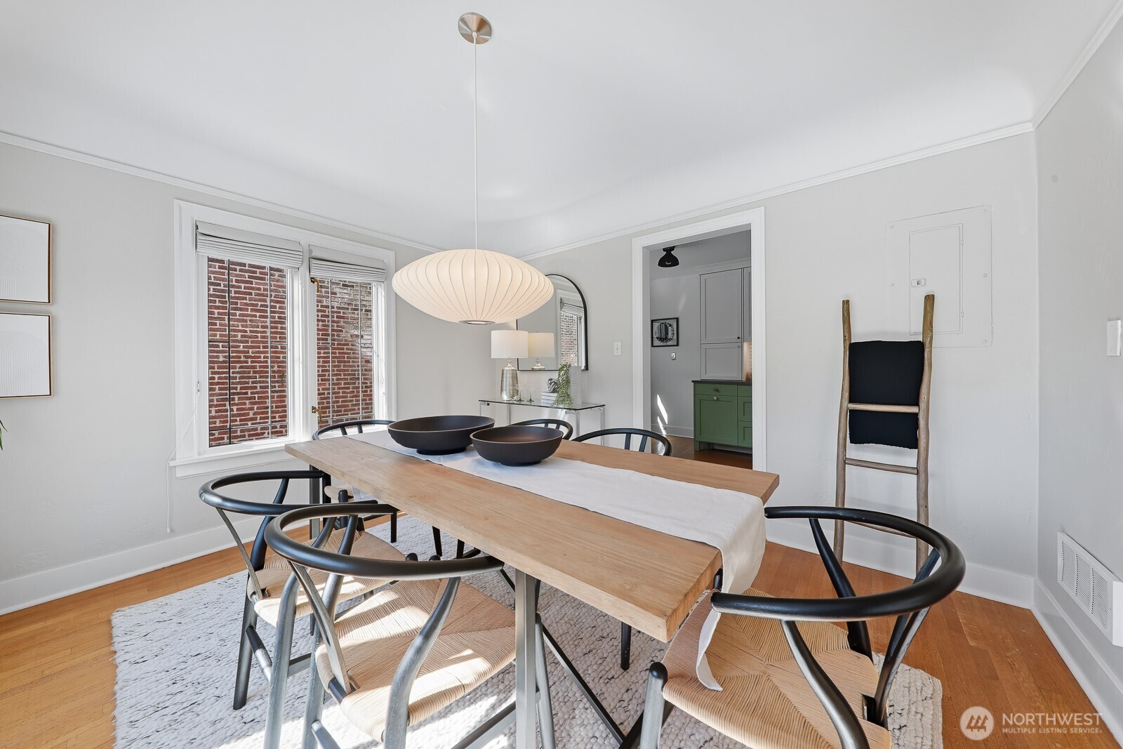 2205 Bigelow Avenue N Unit: 5