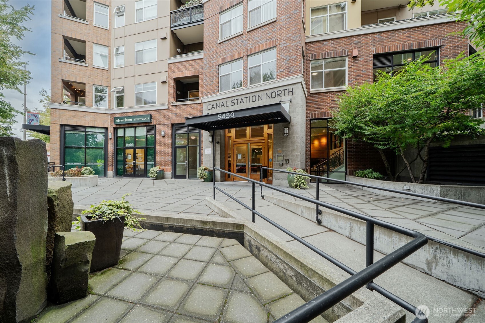 5450 Leary Avenue NW Unit: 456
