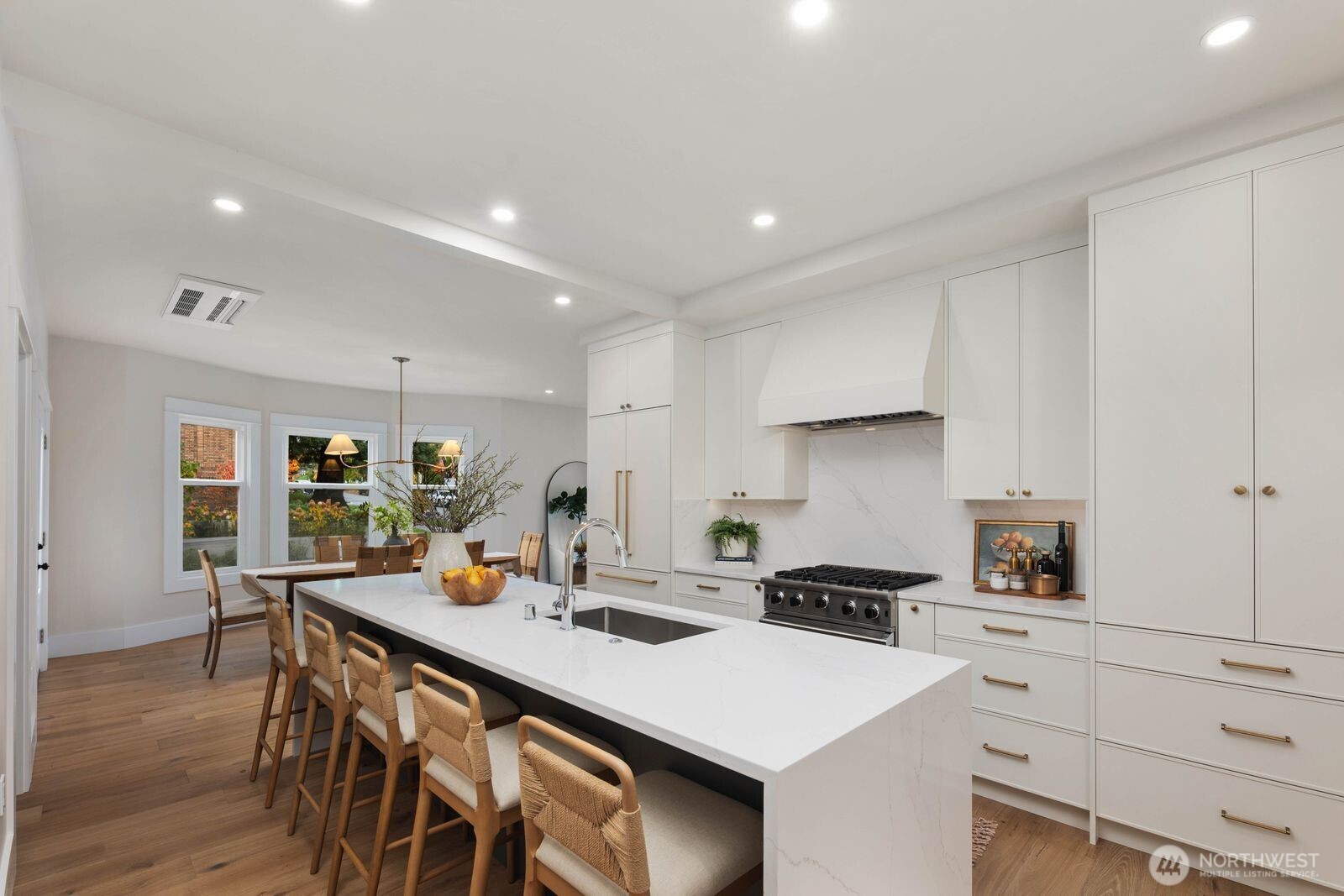 323 W Garfield Street