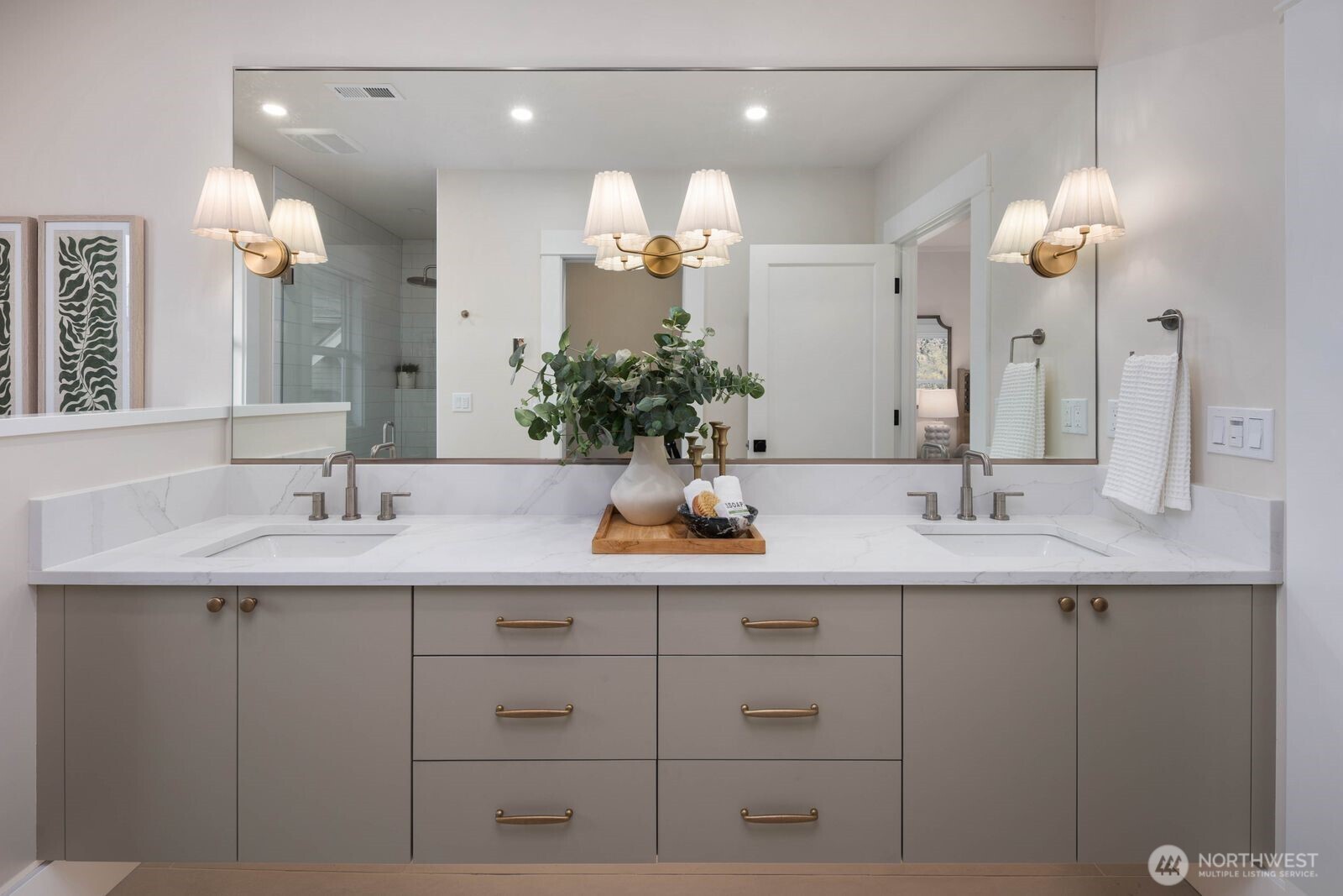 323 W Garfield Street