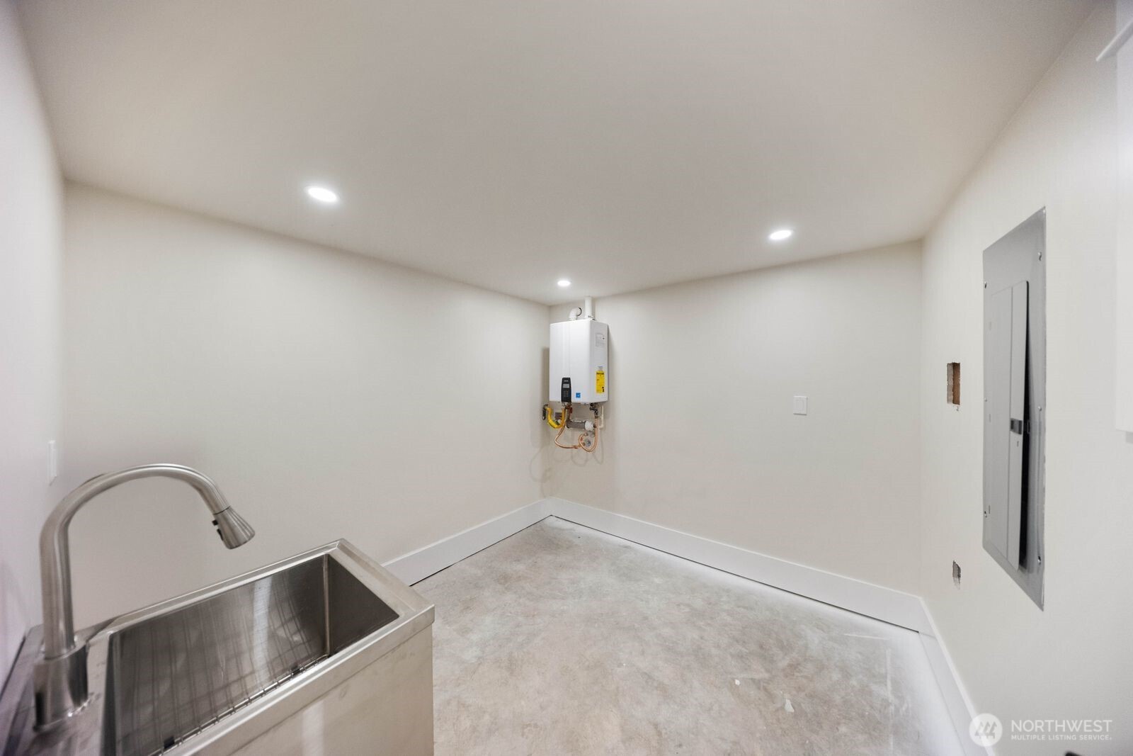 323 W Garfield Street