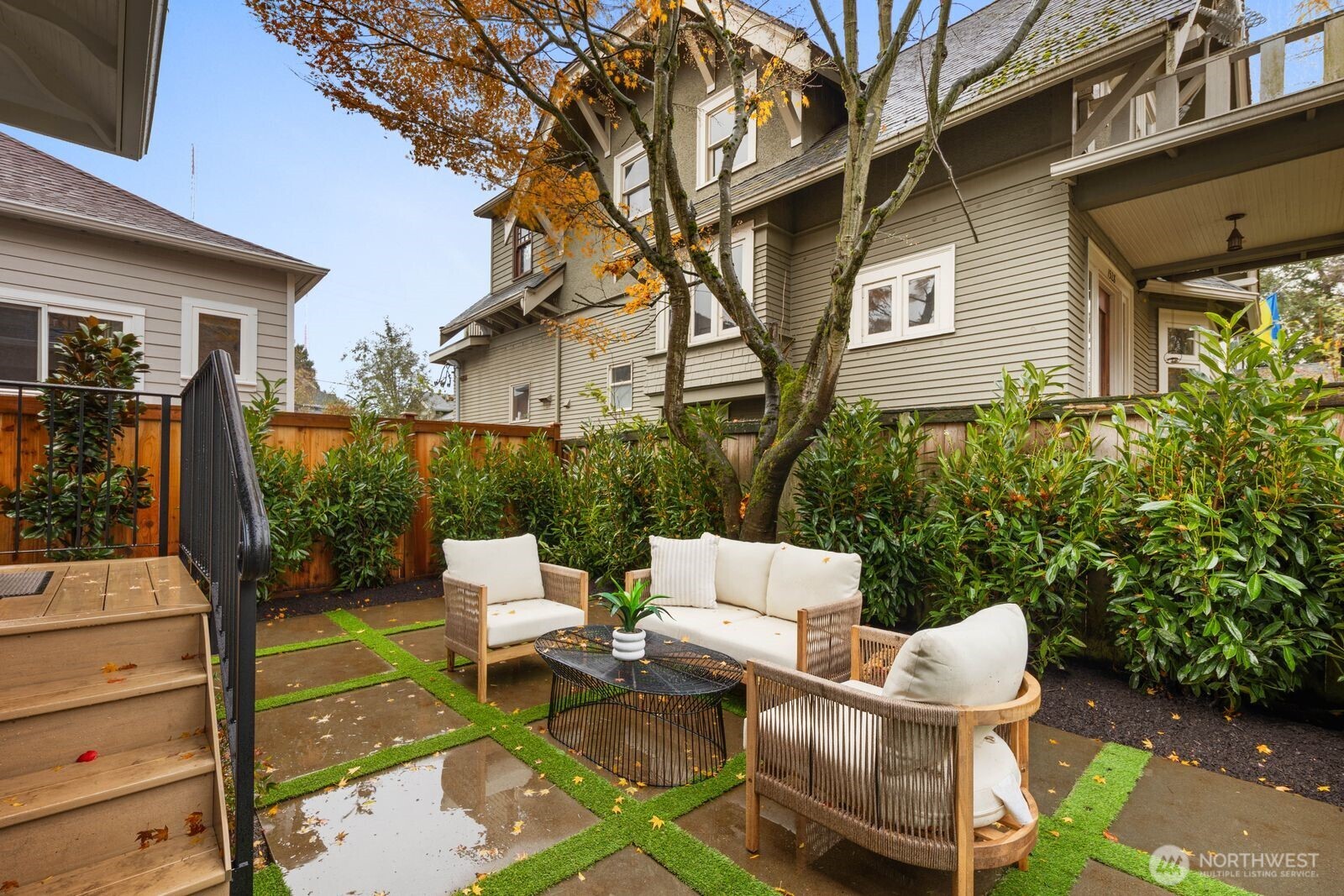 323 W Garfield Street