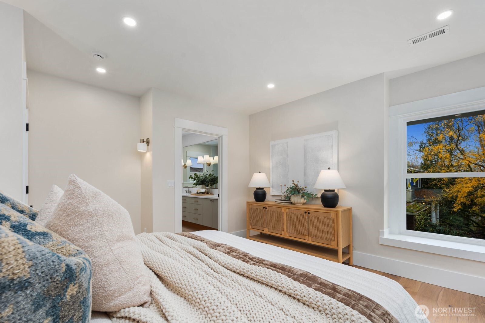 323 W Garfield Street