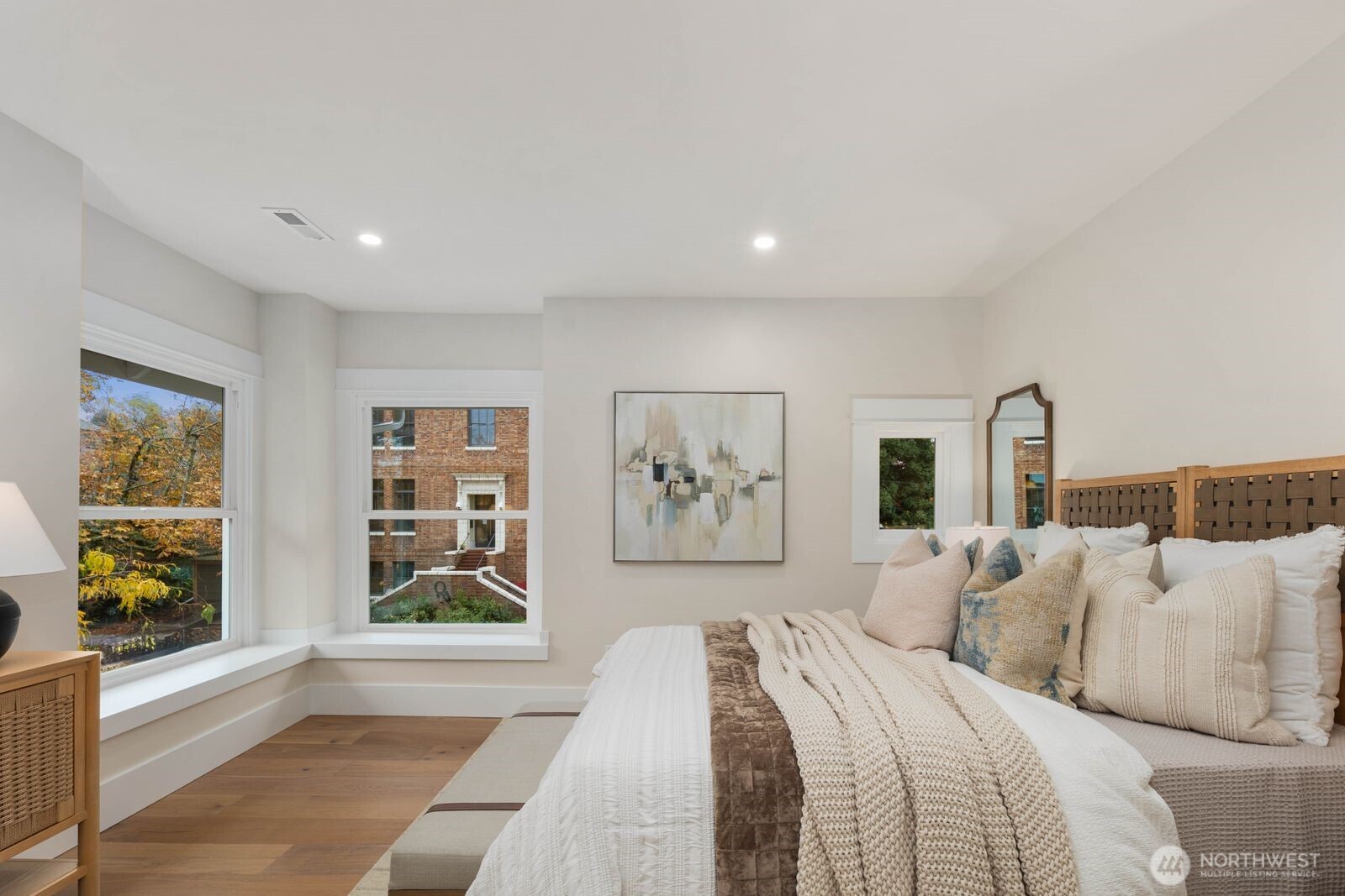 323 W Garfield Street