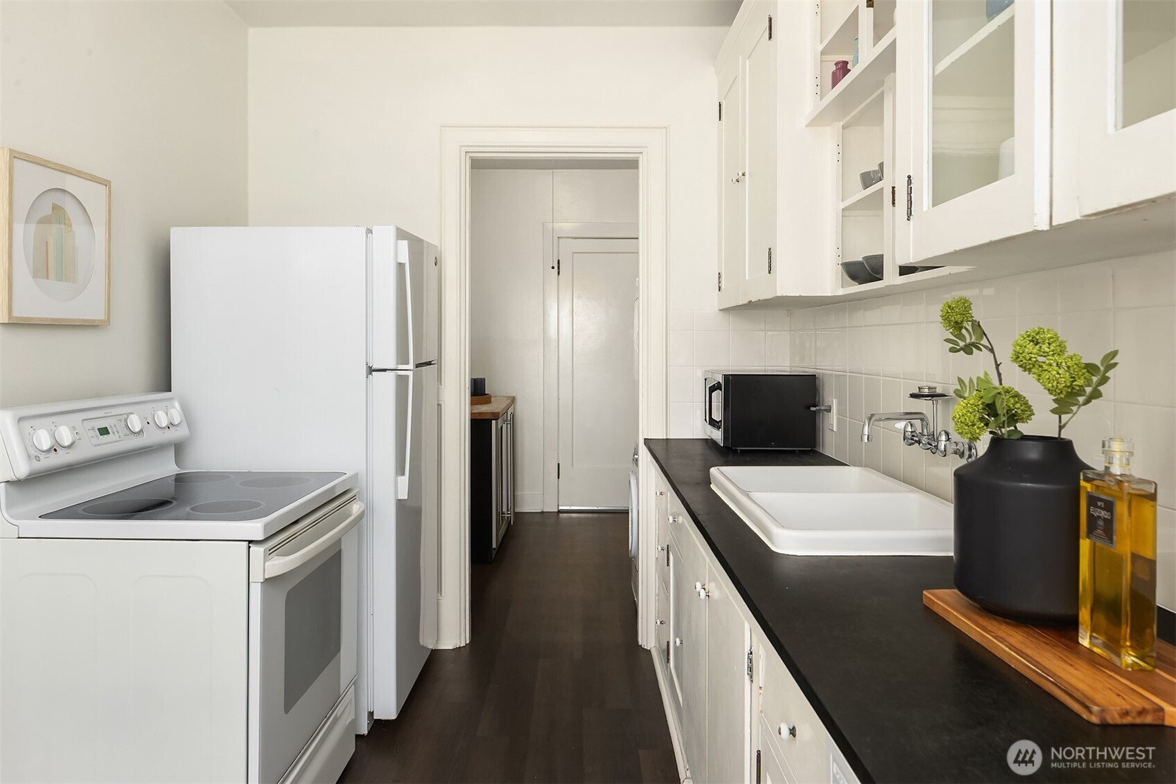 1902 Bigelow Avenue N Unit: 403