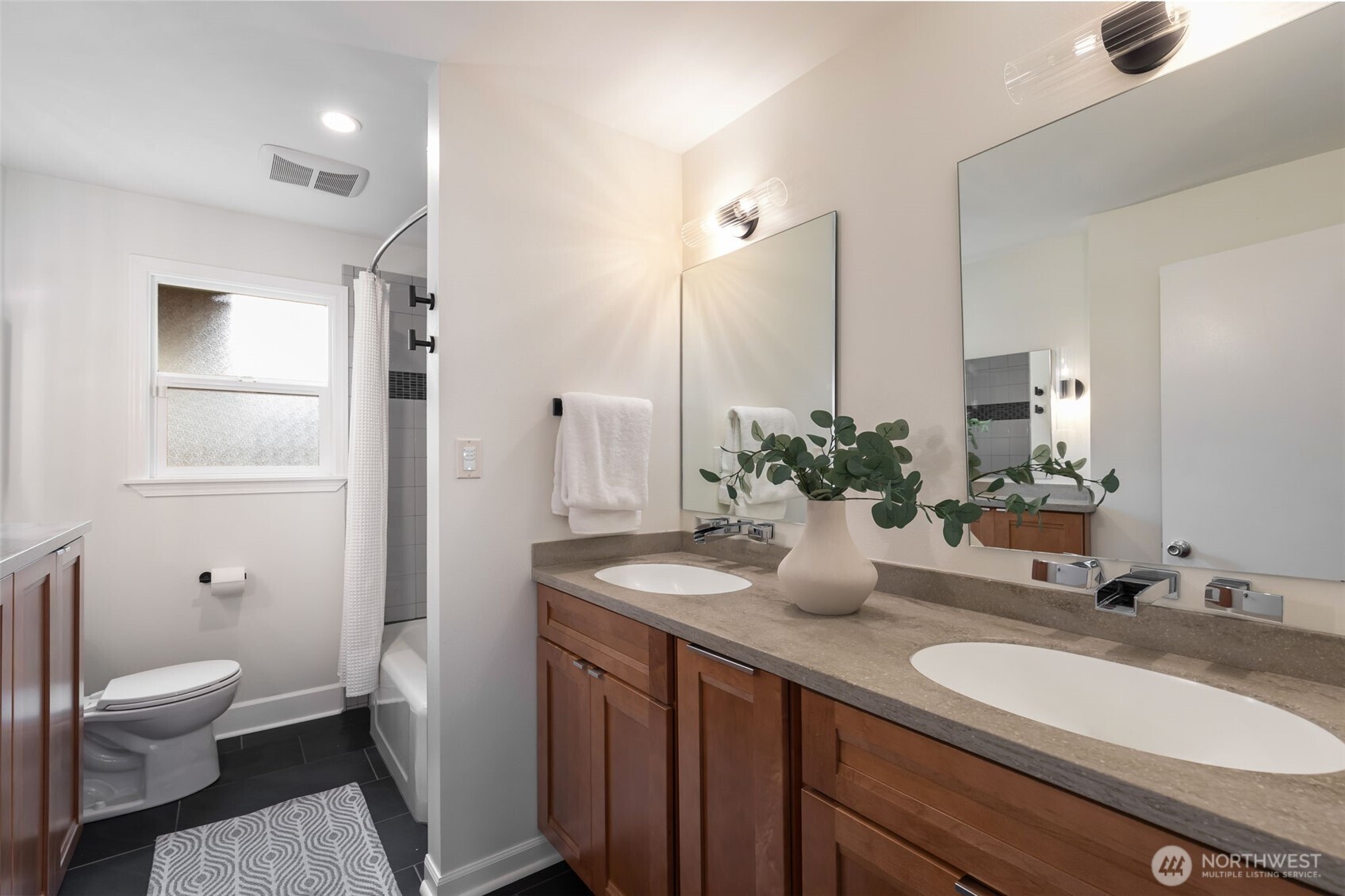 551 NE 84th Street