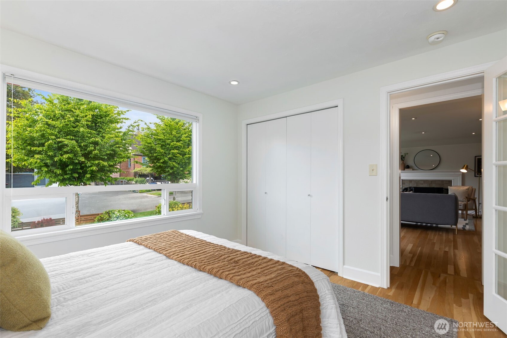 551 NE 84th Street