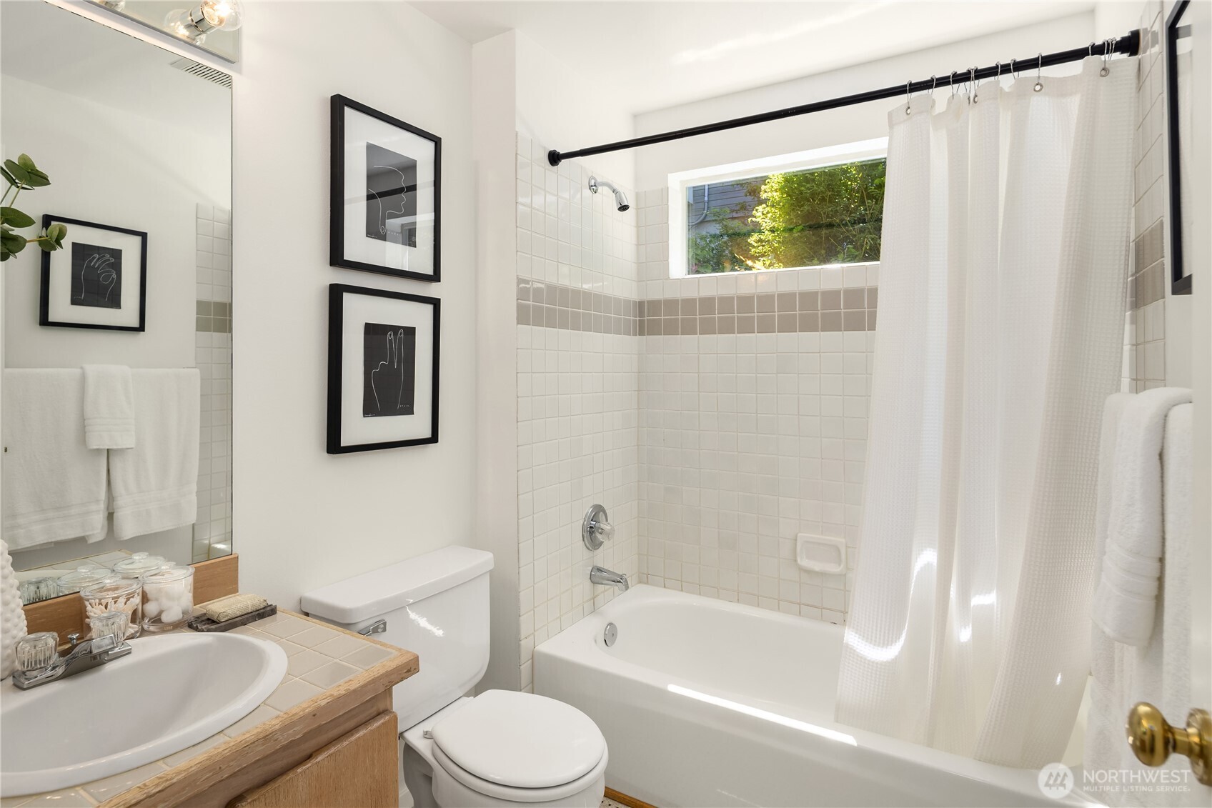 2601 13th Avenue W