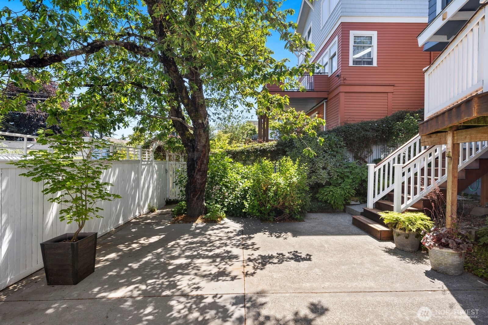 2580 5th Avenue W
