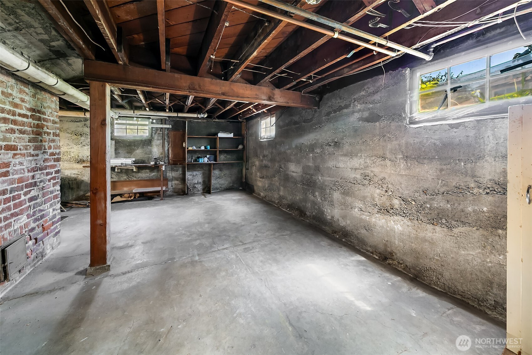 2415 E Newton Street