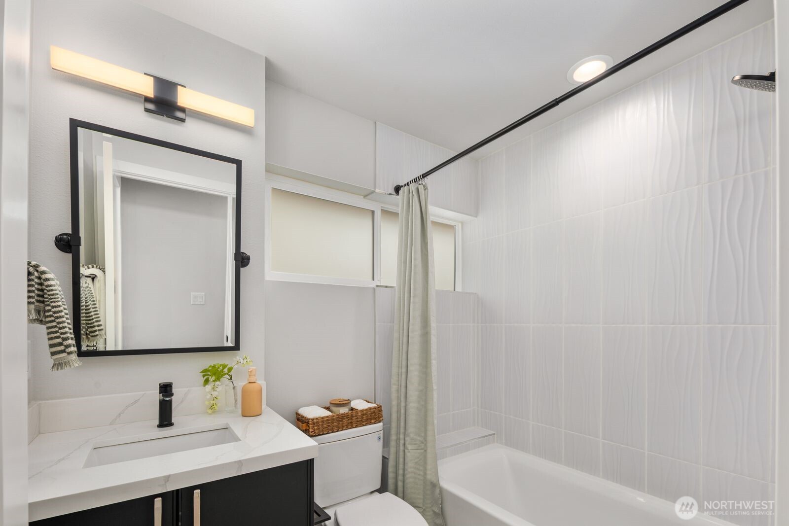 3625 Wallingford Avenue N Unit: A