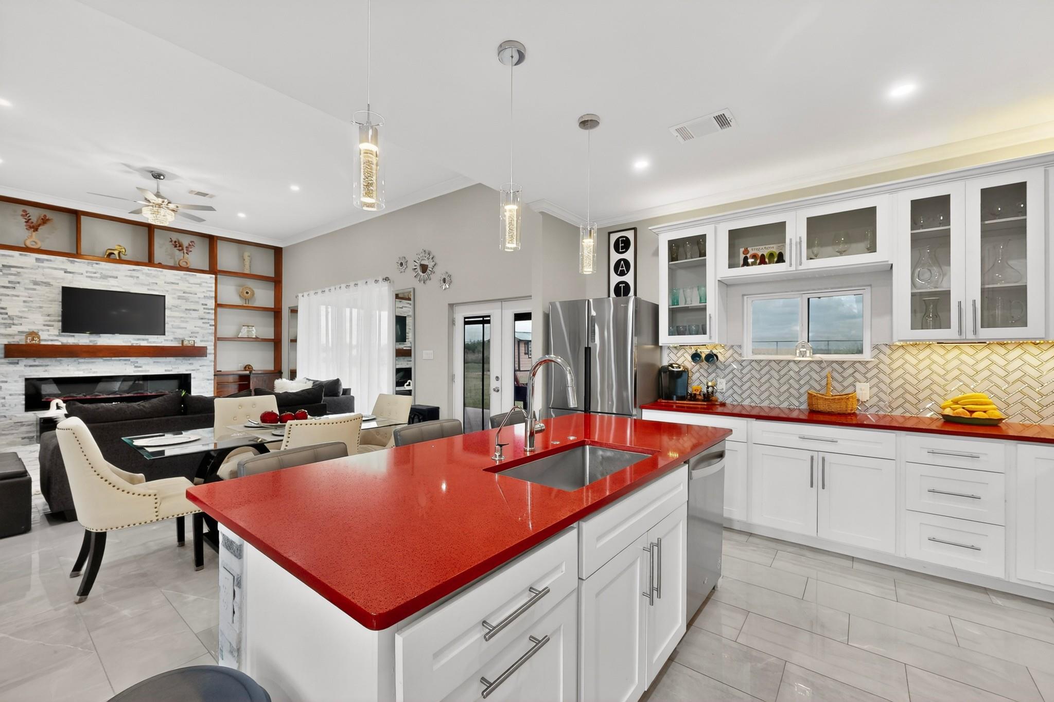 1001 County Road 394