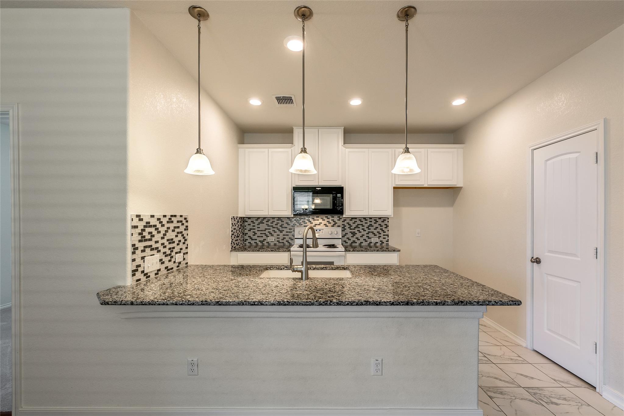 2950 E Old Settlers BLVD # 82