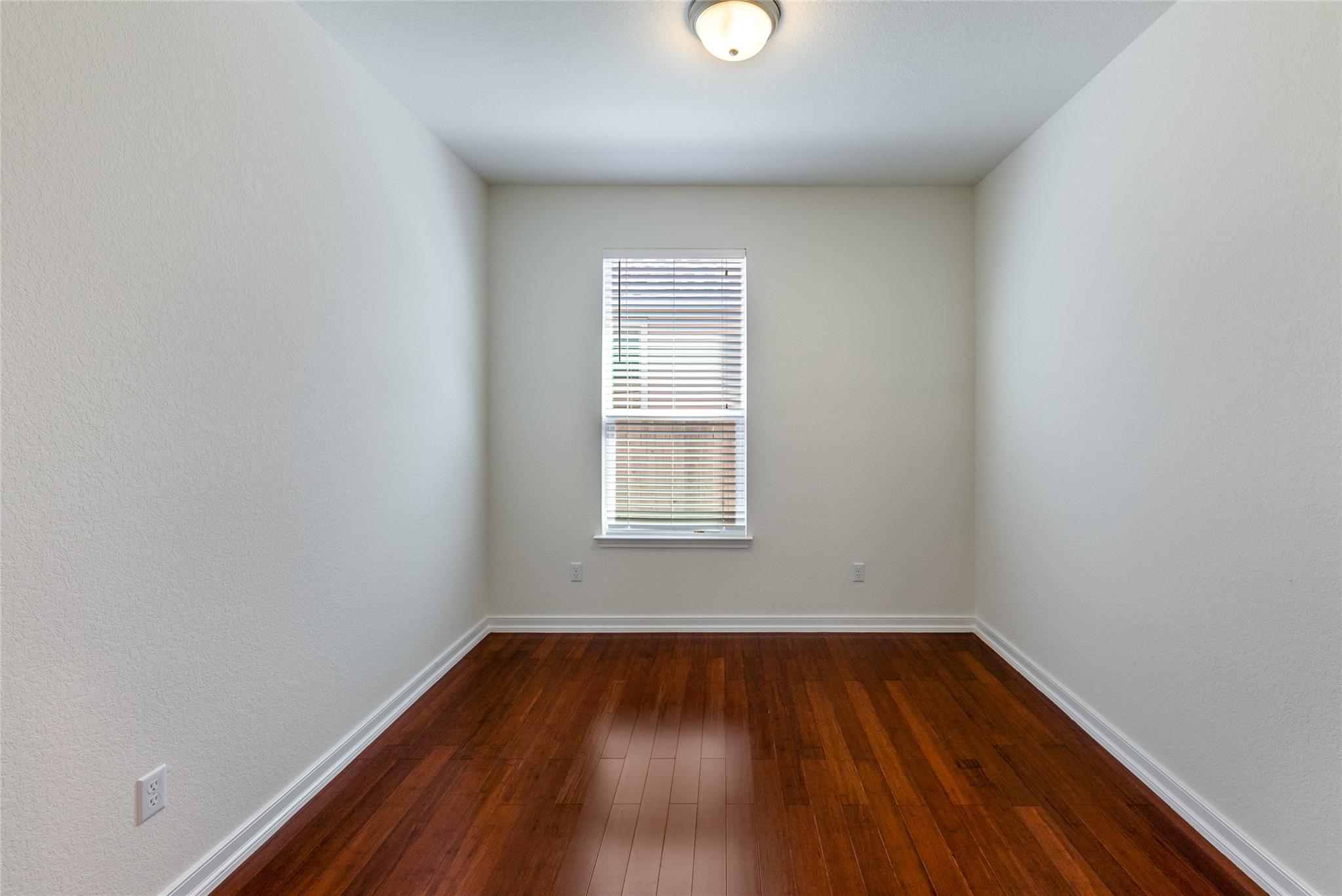 2950 E Old Settlers BLVD # 82