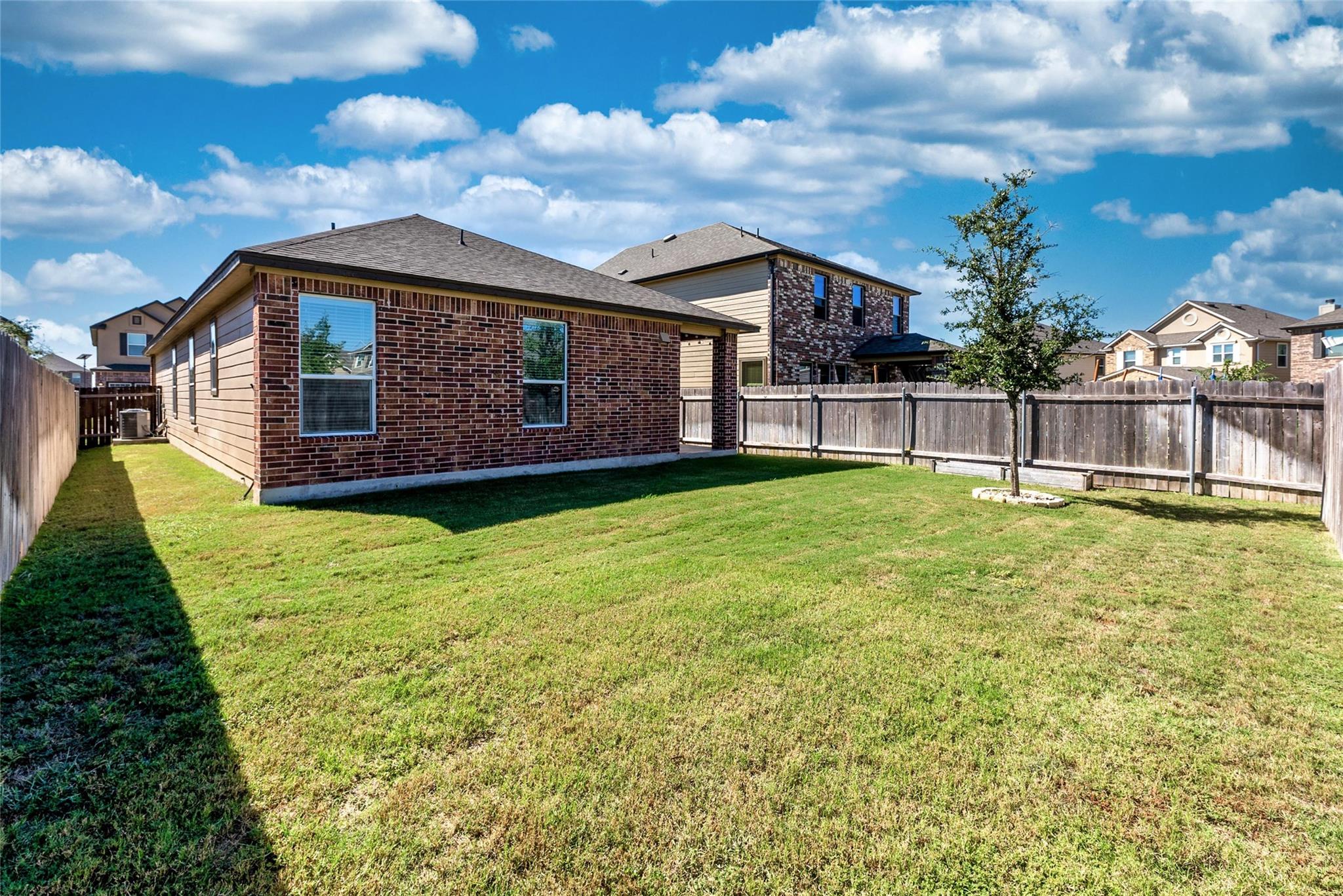 2950 E Old Settlers BLVD # 82