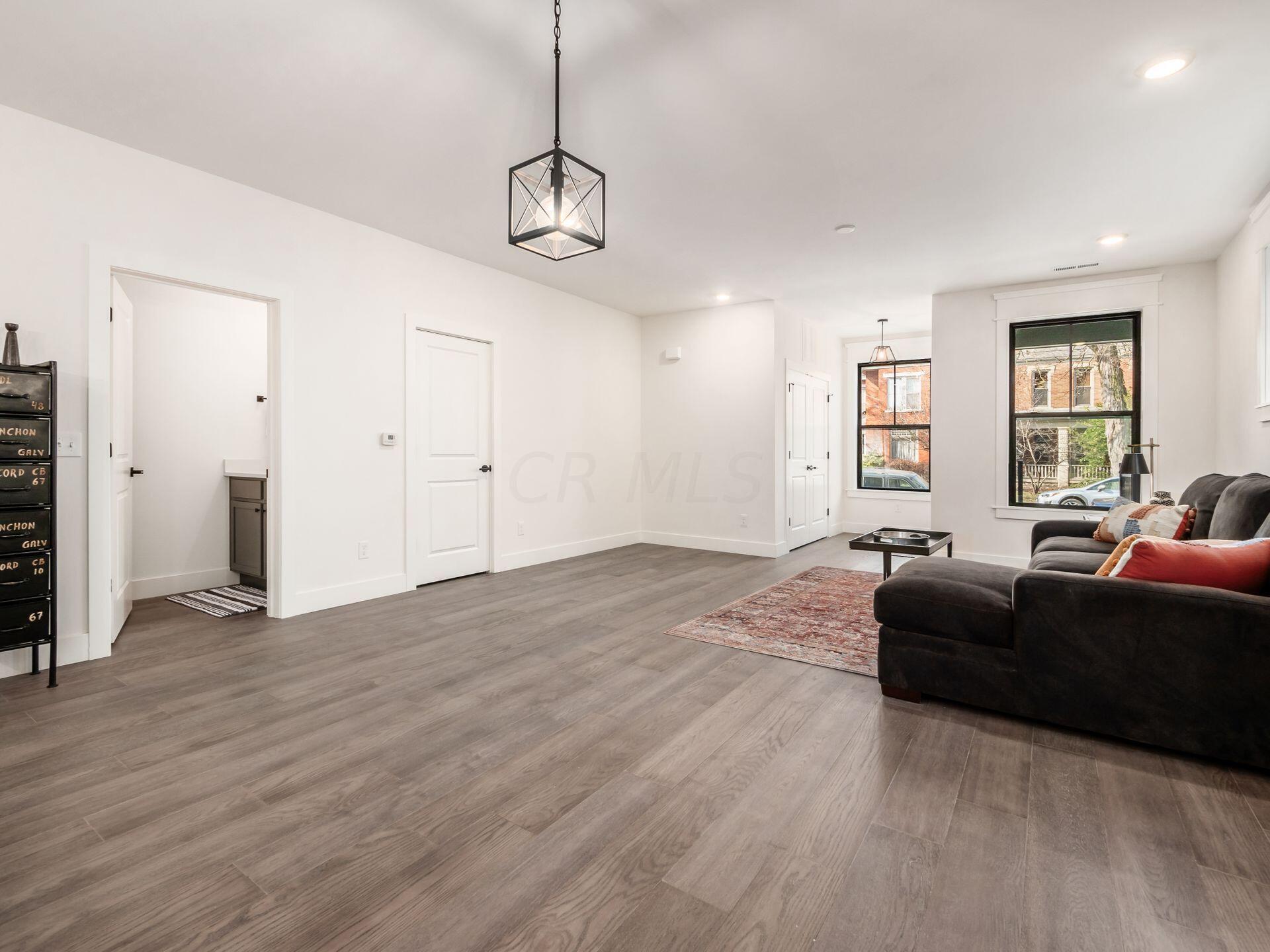 1302 Forsythe Avenue