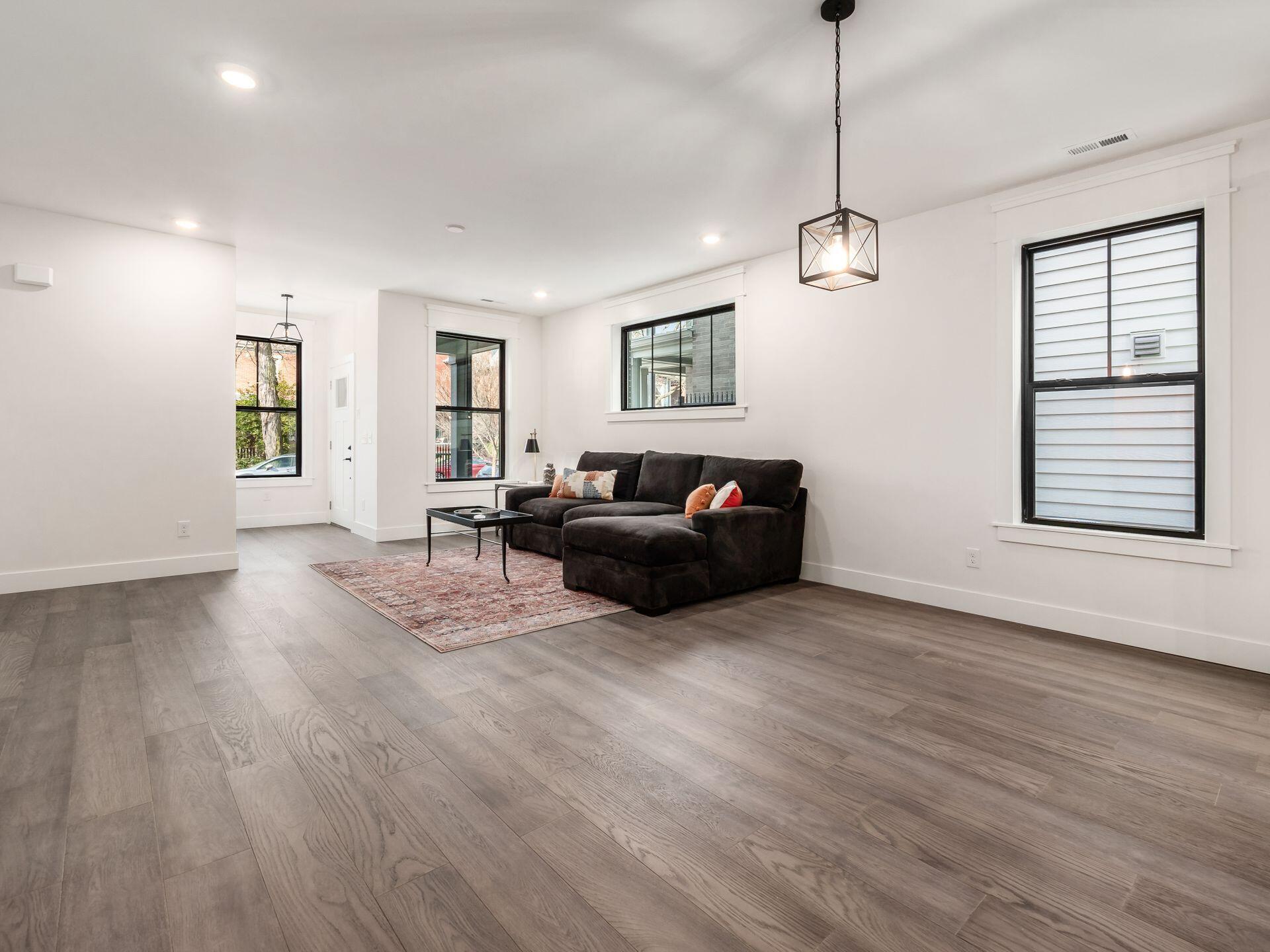 1302 Forsythe Avenue