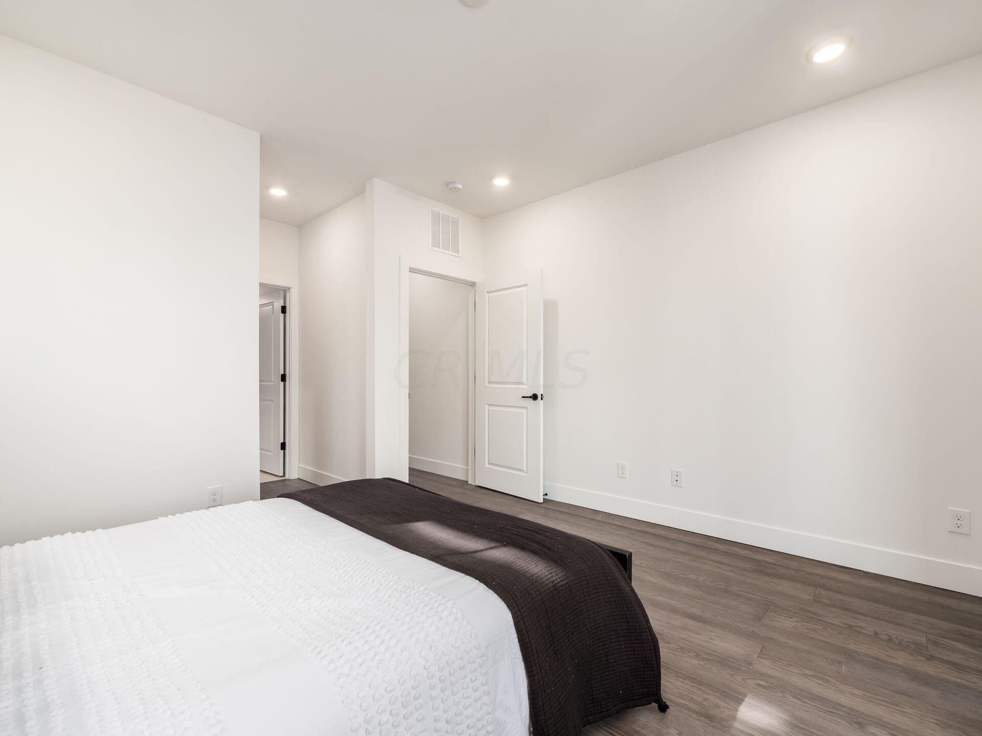1302 Forsythe Avenue