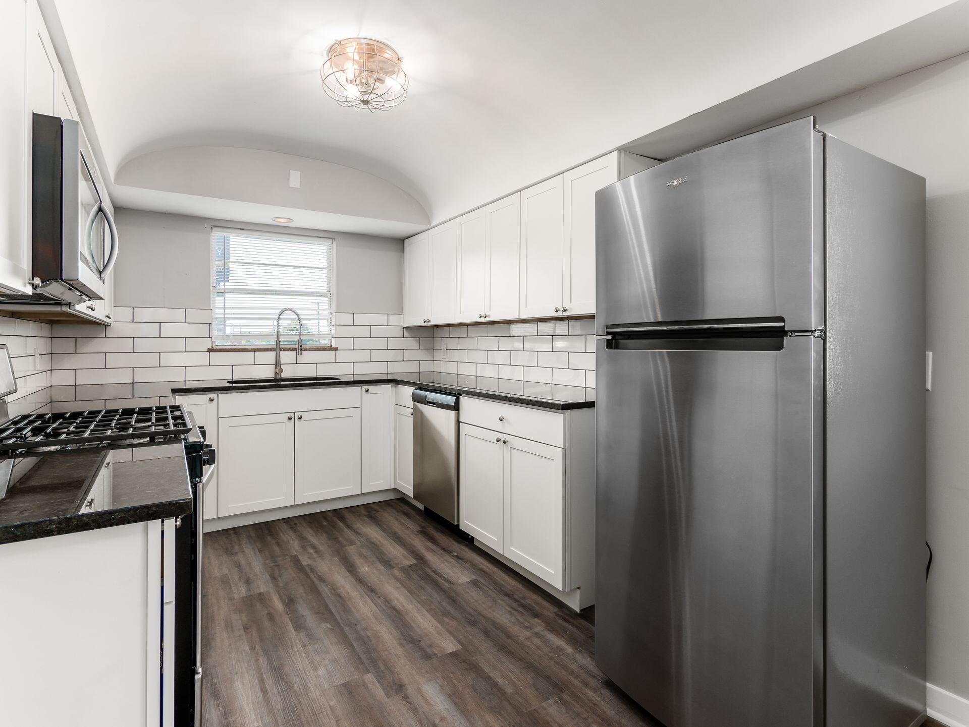 5596 N High Street, 5602