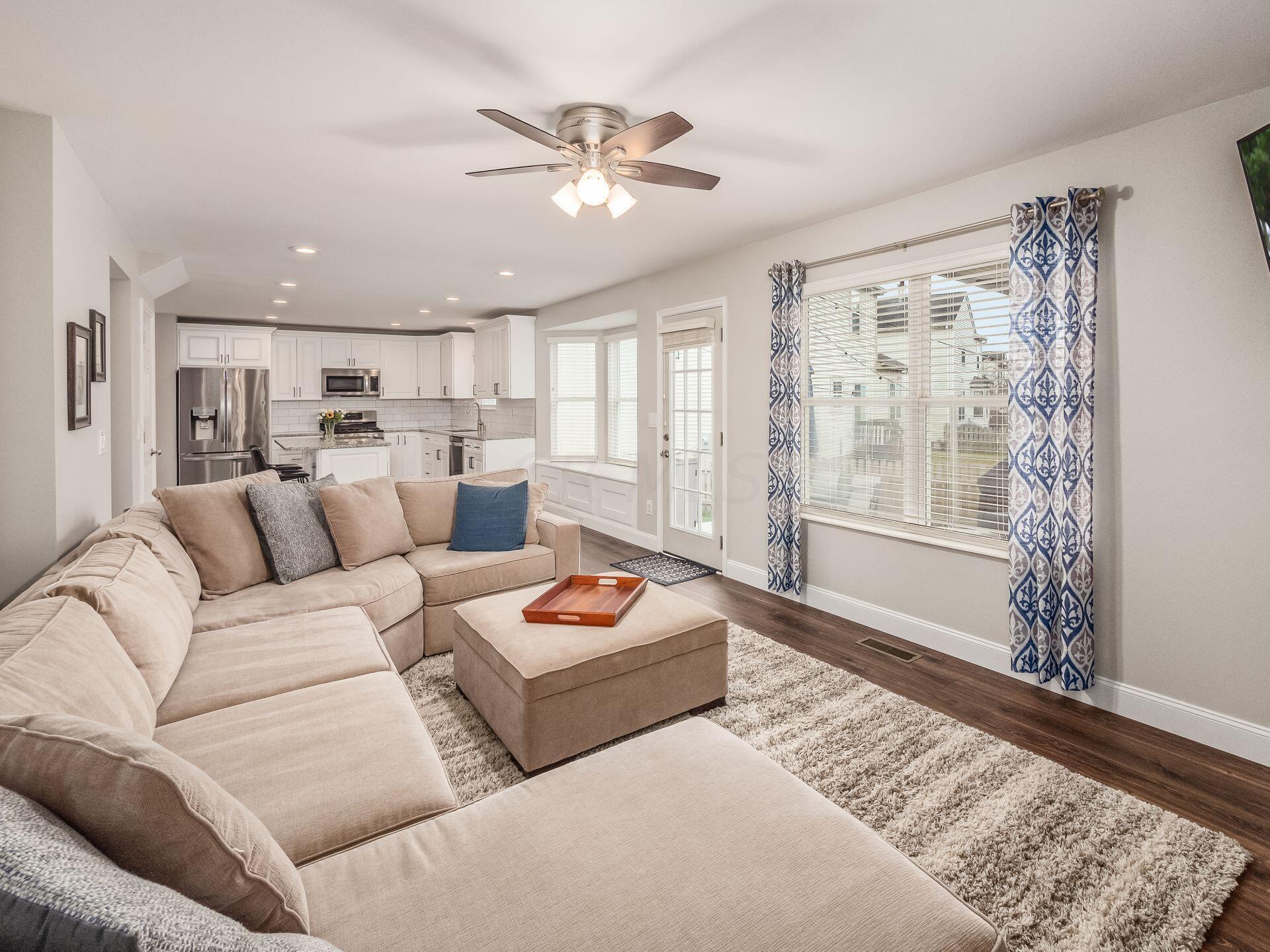 2476 Limestone Way