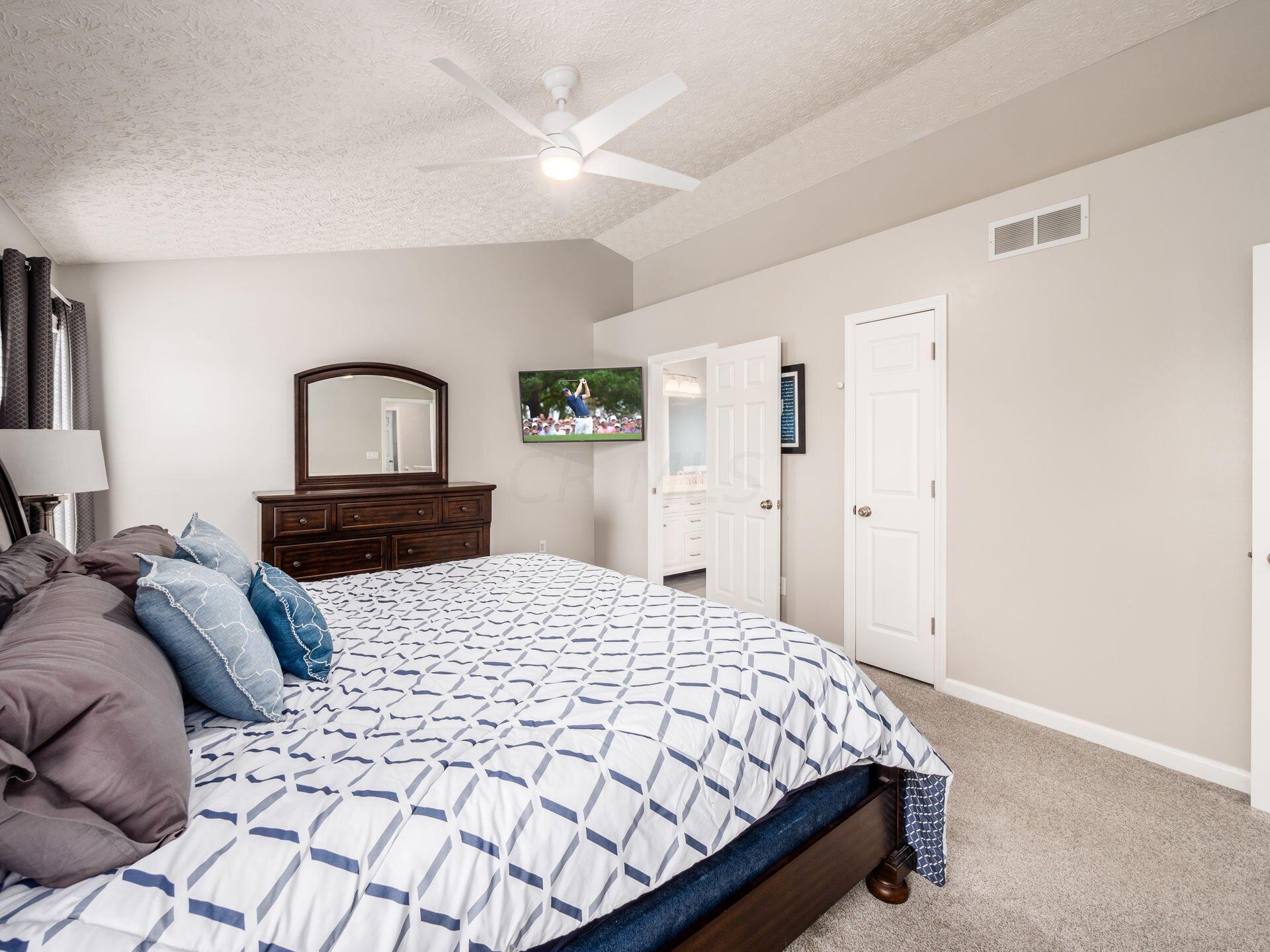 2476 Limestone Way