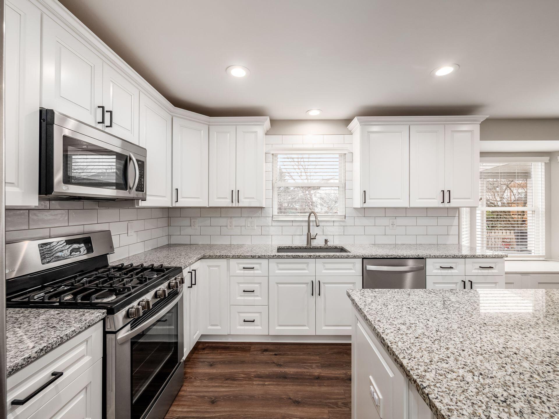 2476 Limestone Way