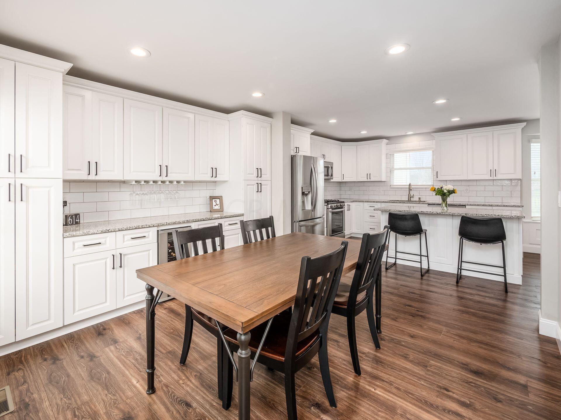 2476 Limestone Way